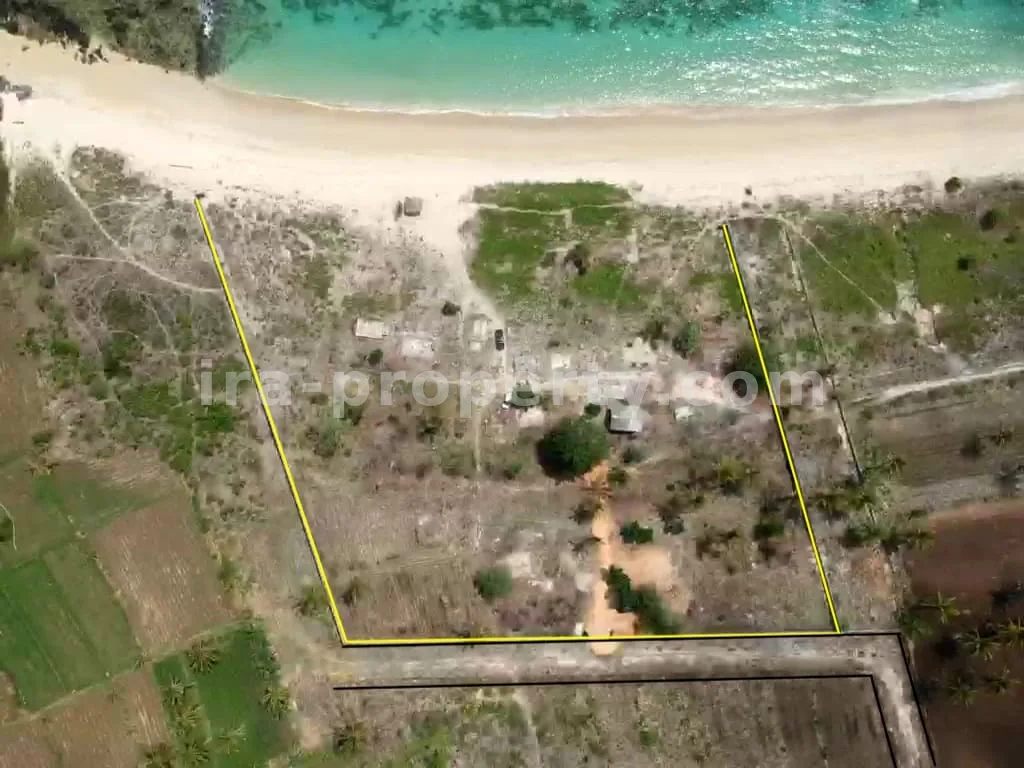 Oceanfront Land Plot in Tampah