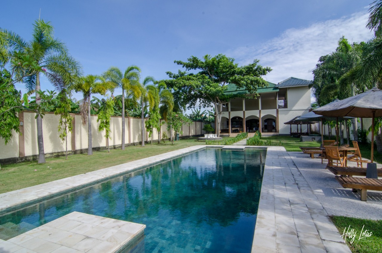 Spacious Villa on Montong Road Near Senggigi, Lombok