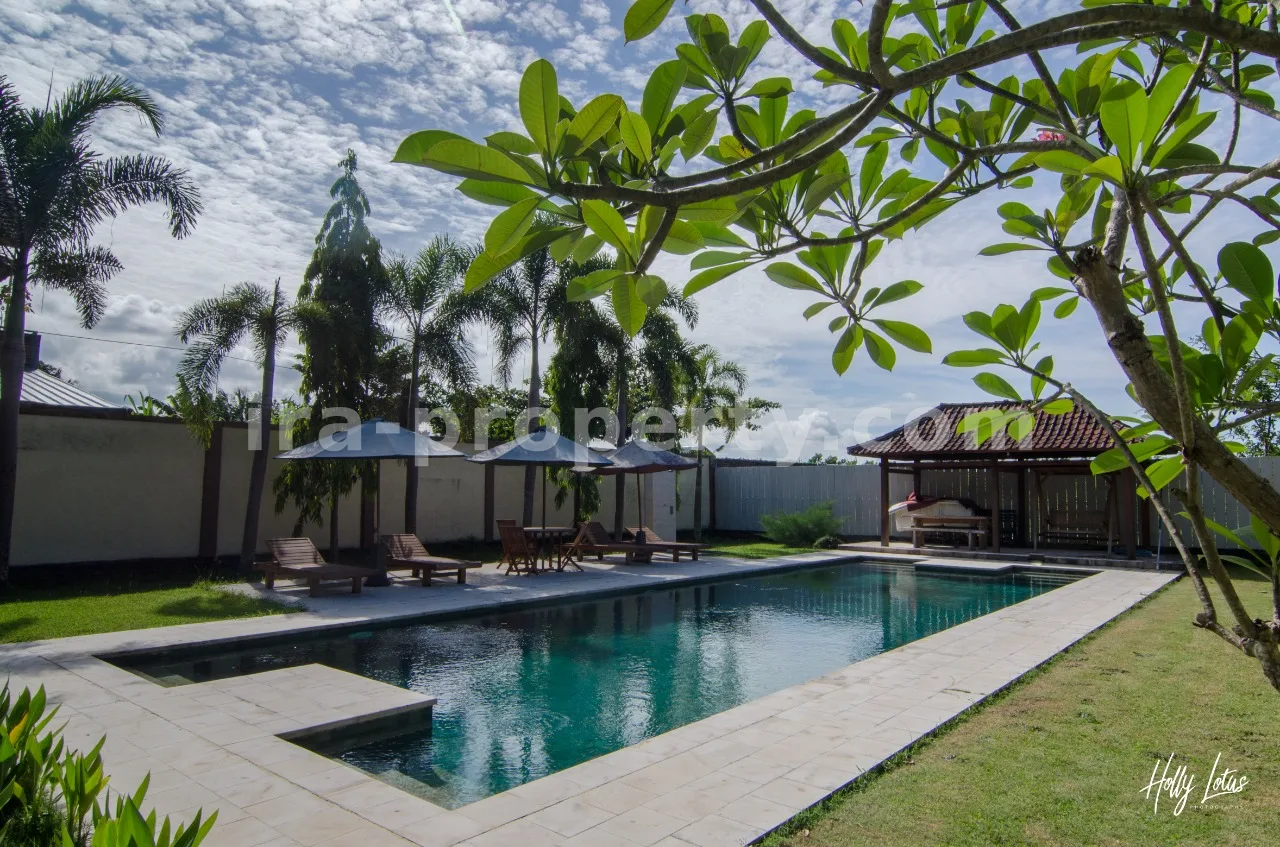 Spacious Villa on Montong Road Near Senggigi, Lombok