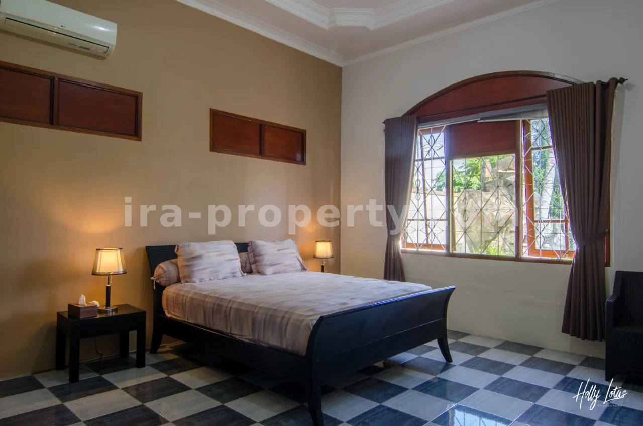 Spacious Villa on Montong Road Near Senggigi, Lombok