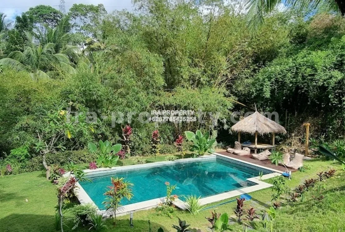 Tropical-Themed Bungalows in Kuta Mandalika, Lombok