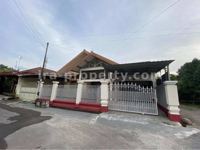 Ready-to-Move House for Sale in Taman Baru, Mataram