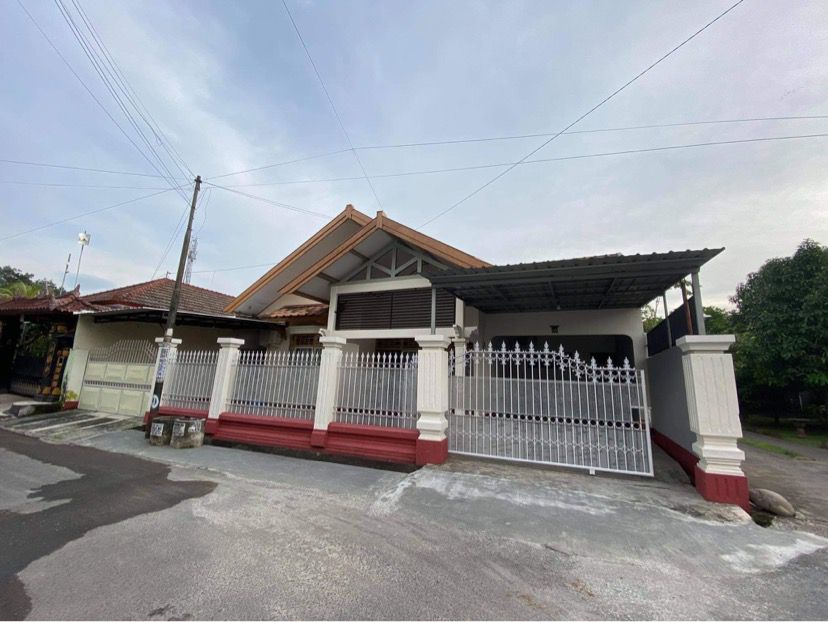 Ready-to-Move House for Sale in Taman Baru, Mataram