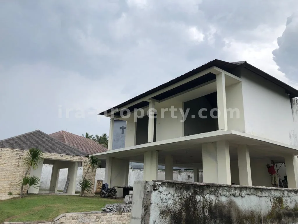 Luxury Beach View Villa in Central Senggigi