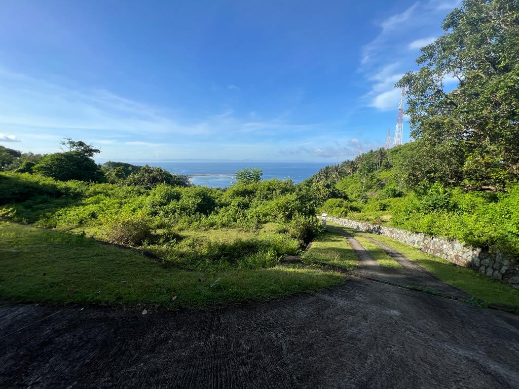 Full Ocean View Land in Central Senggigi