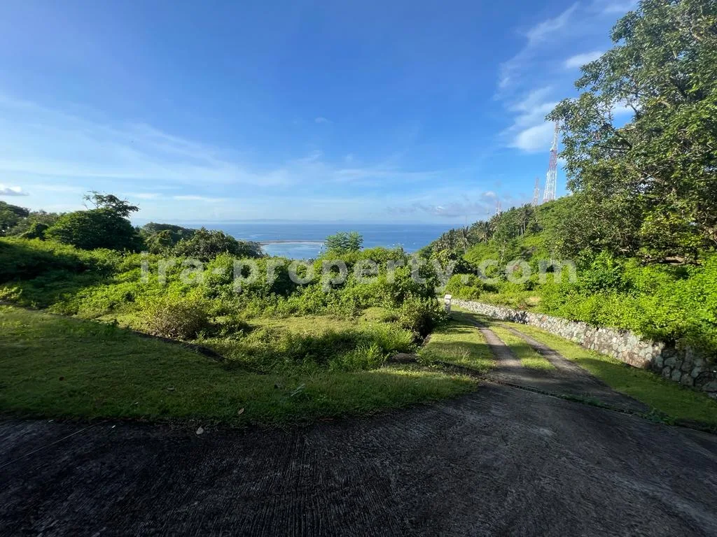 Full Ocean View Land in Central Senggigi