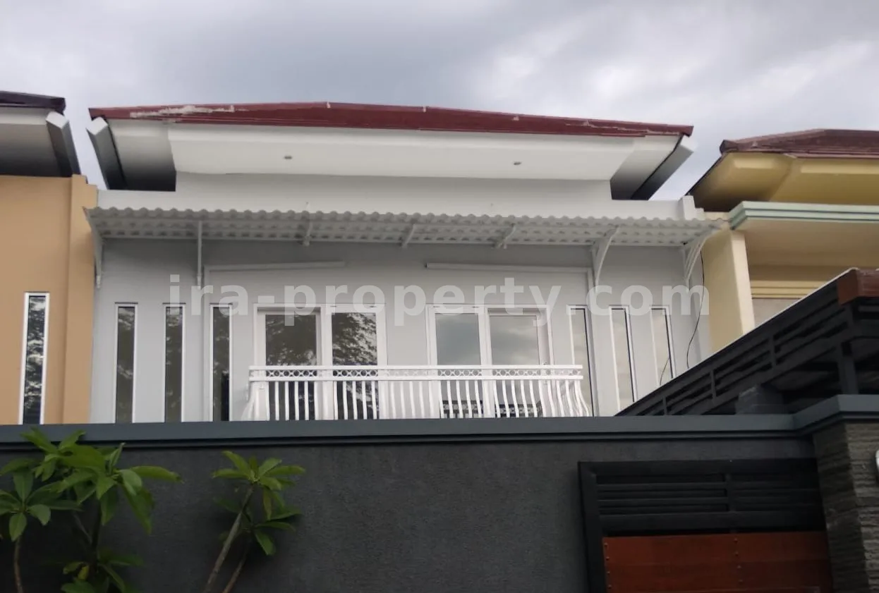 Charming Villa in Senggigi One Complex