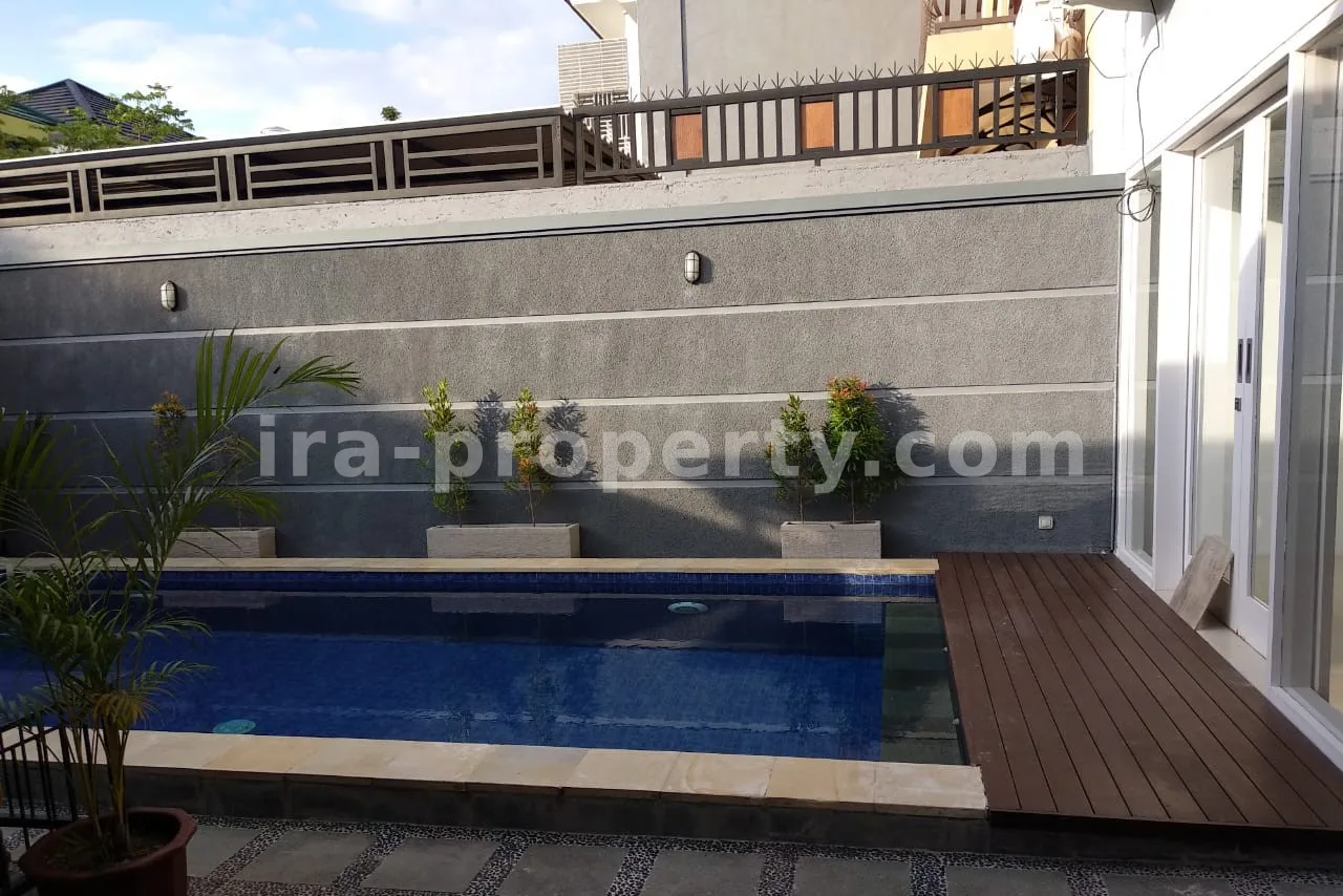 Charming Villa in Senggigi One Complex