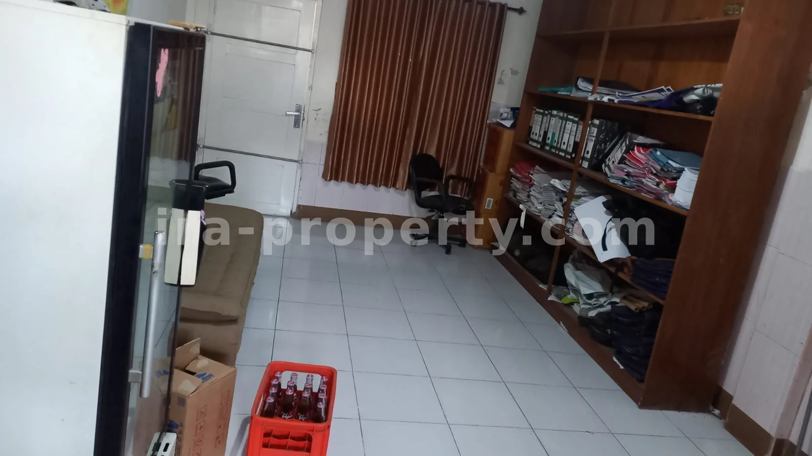 Strategic House Near SMPN 1 Mataram