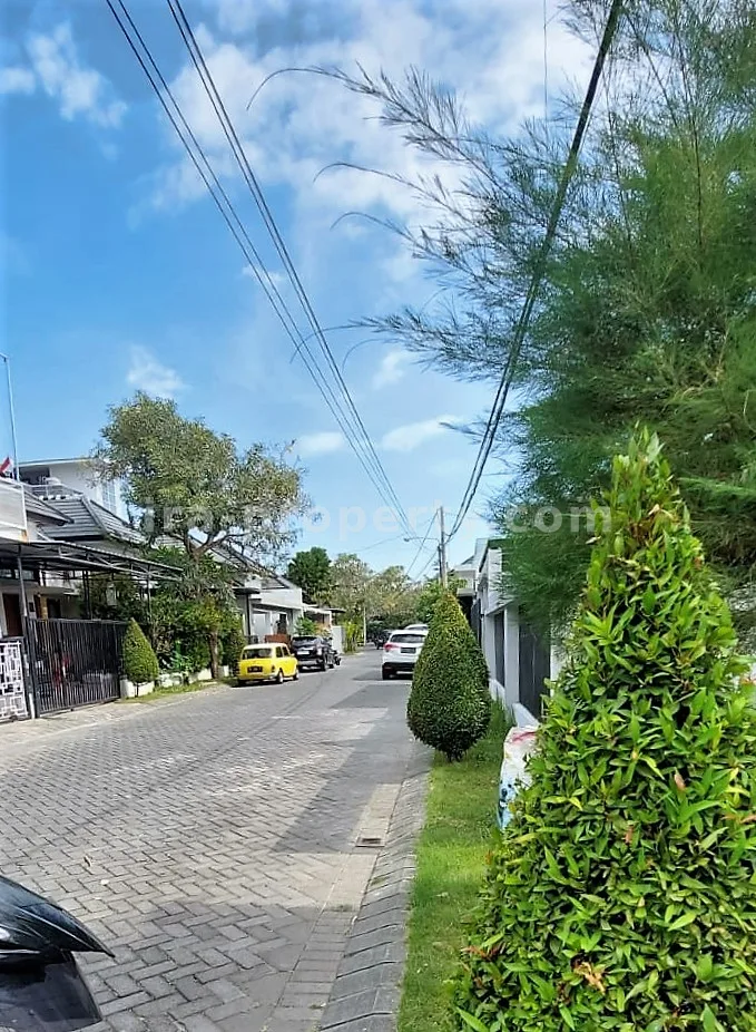 Modern Home for Sale in Elite Graha Majapahit Mataram