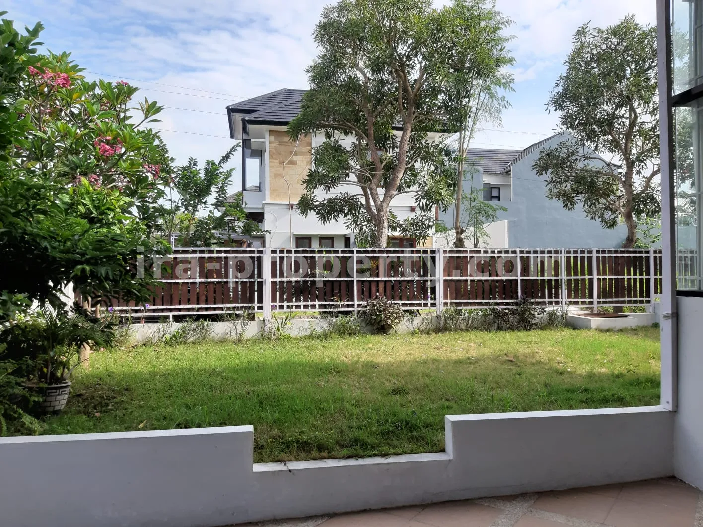 Elegant Home in Elite Graha Majapahit Complex