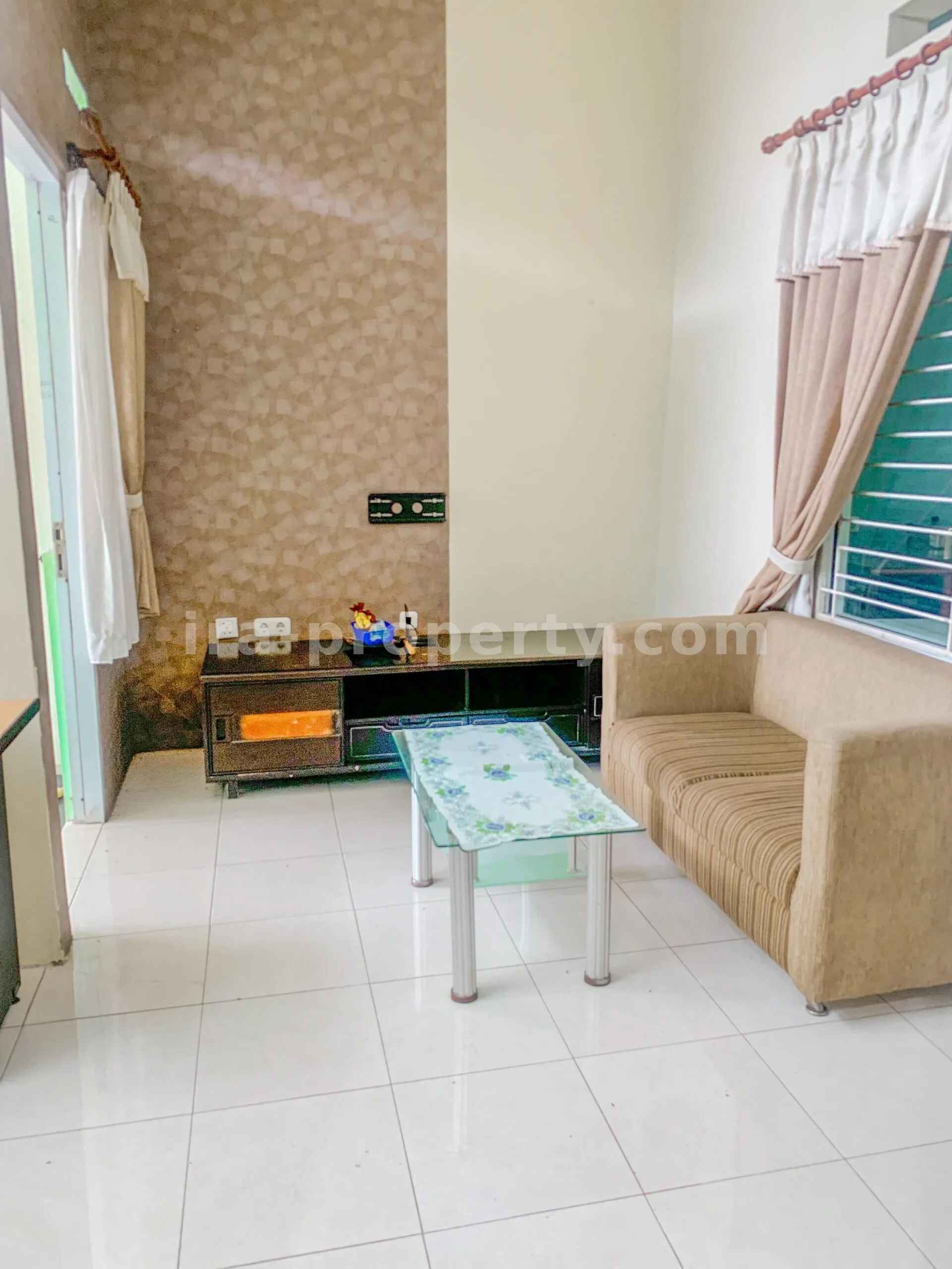 Cozy Home in Garden View Residence, Mataram