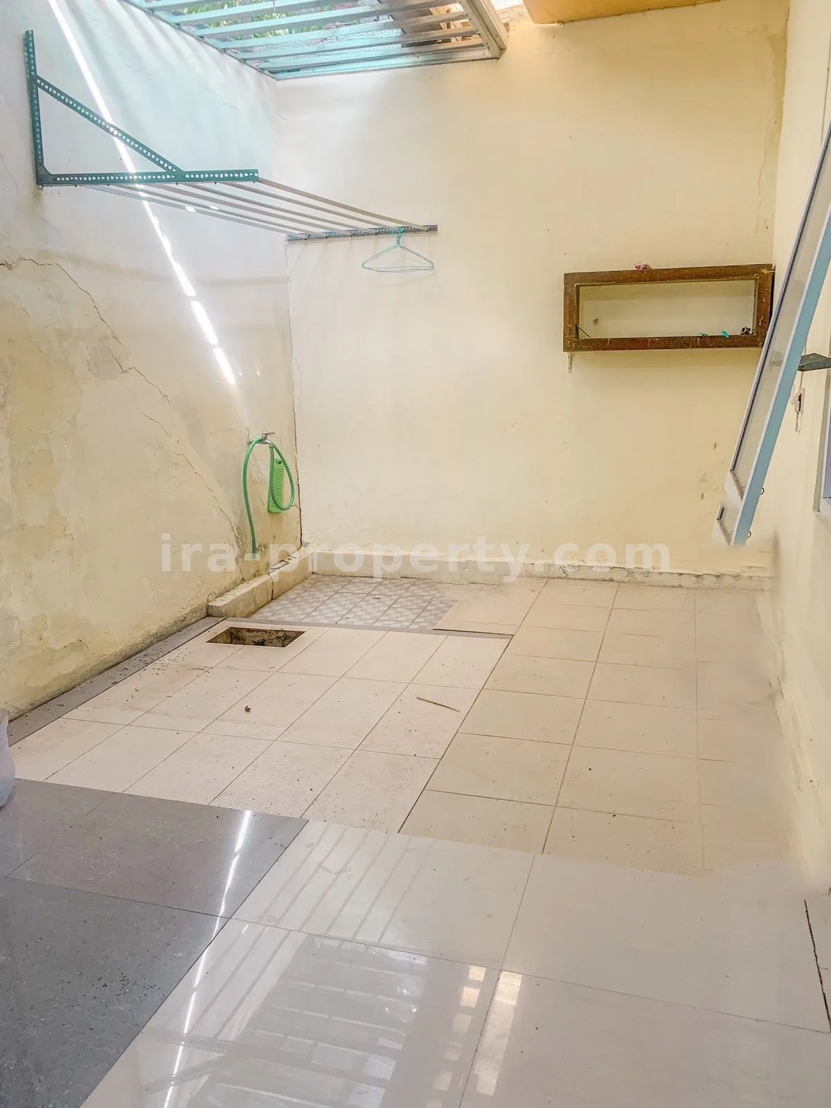 Cozy Home in Garden View Residence, Mataram