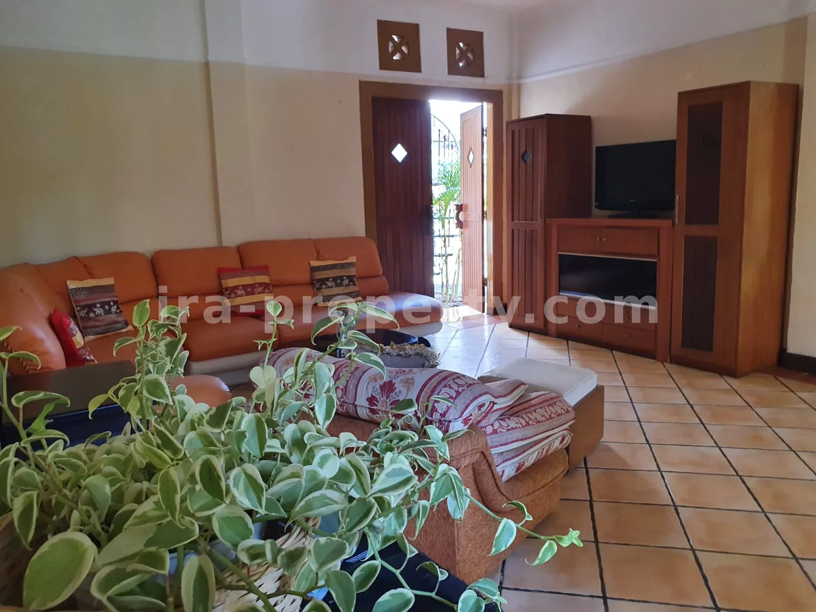 Elegant Villa in Green Valley, Central Senggigi