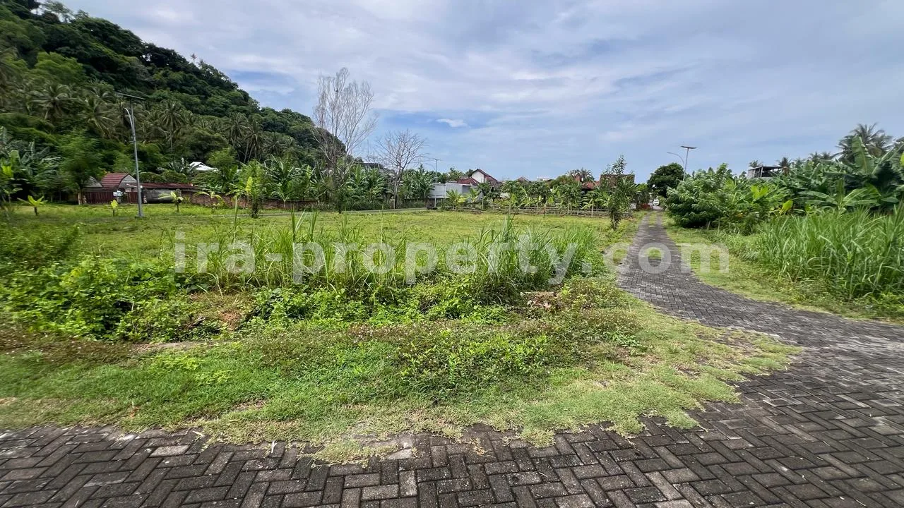 Premium Villa Land in Green Valley Senggigi