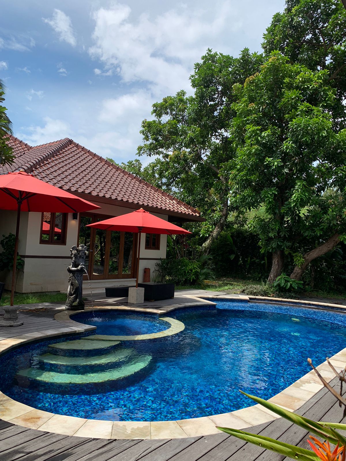 Spacious Villa for Sale in Batu Layar Near Senggigi, Lombok