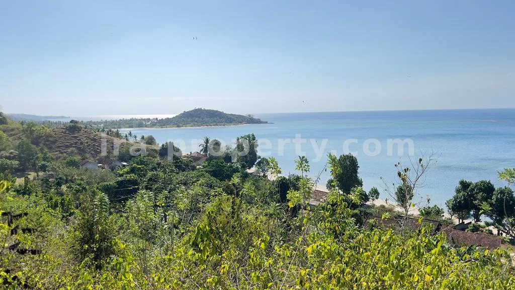 Land in Sekotong, West Lombok – Ocean and Gili View