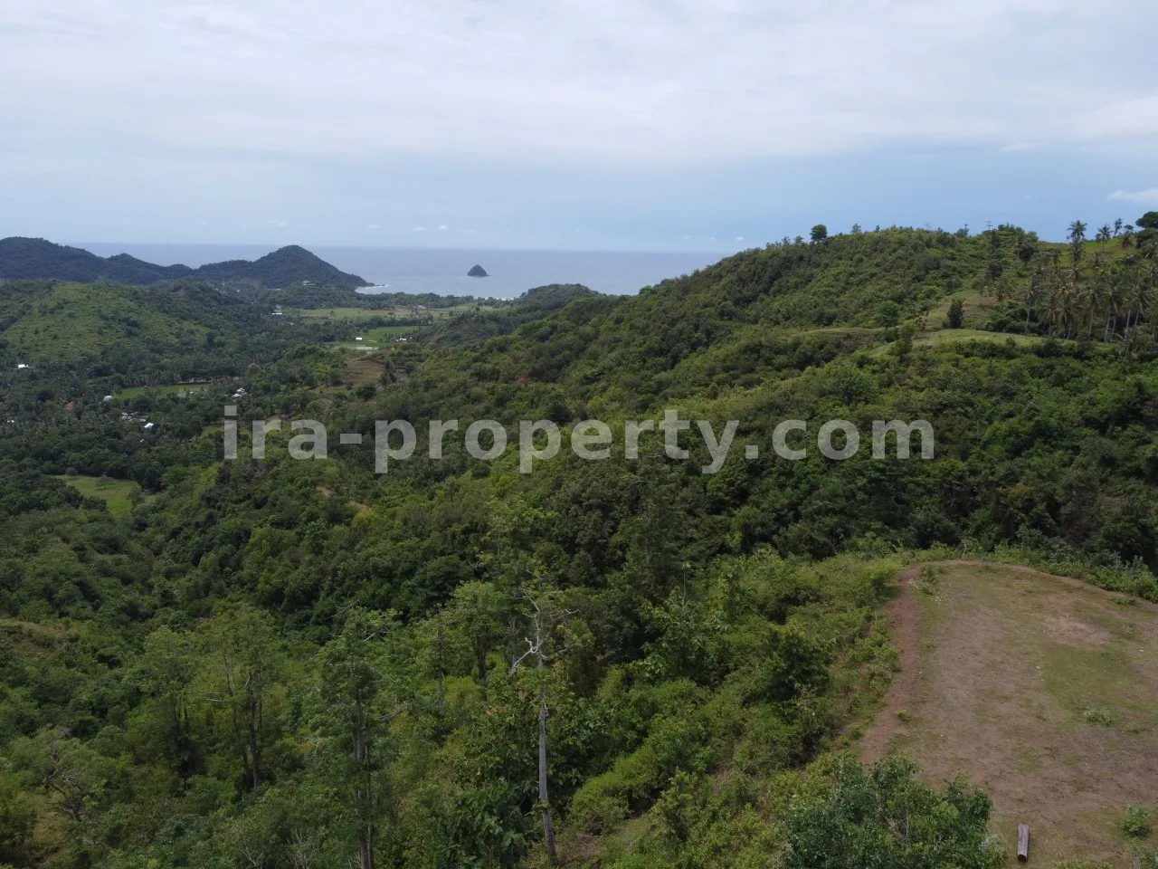 Ocean View Land for Sale in Selong Belanak