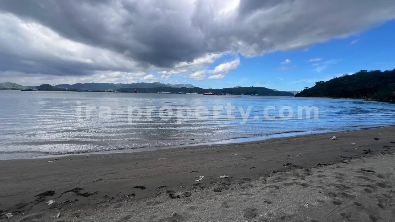 Beachfront Land in Telaga Lupi, Sekotong