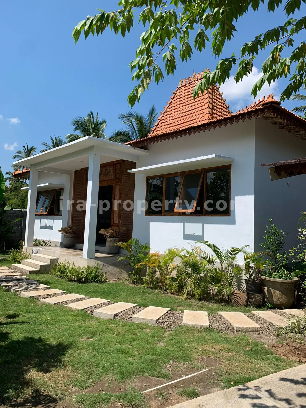 Charming Villa for Sale in Medas, Gunung Sari, West Lombok