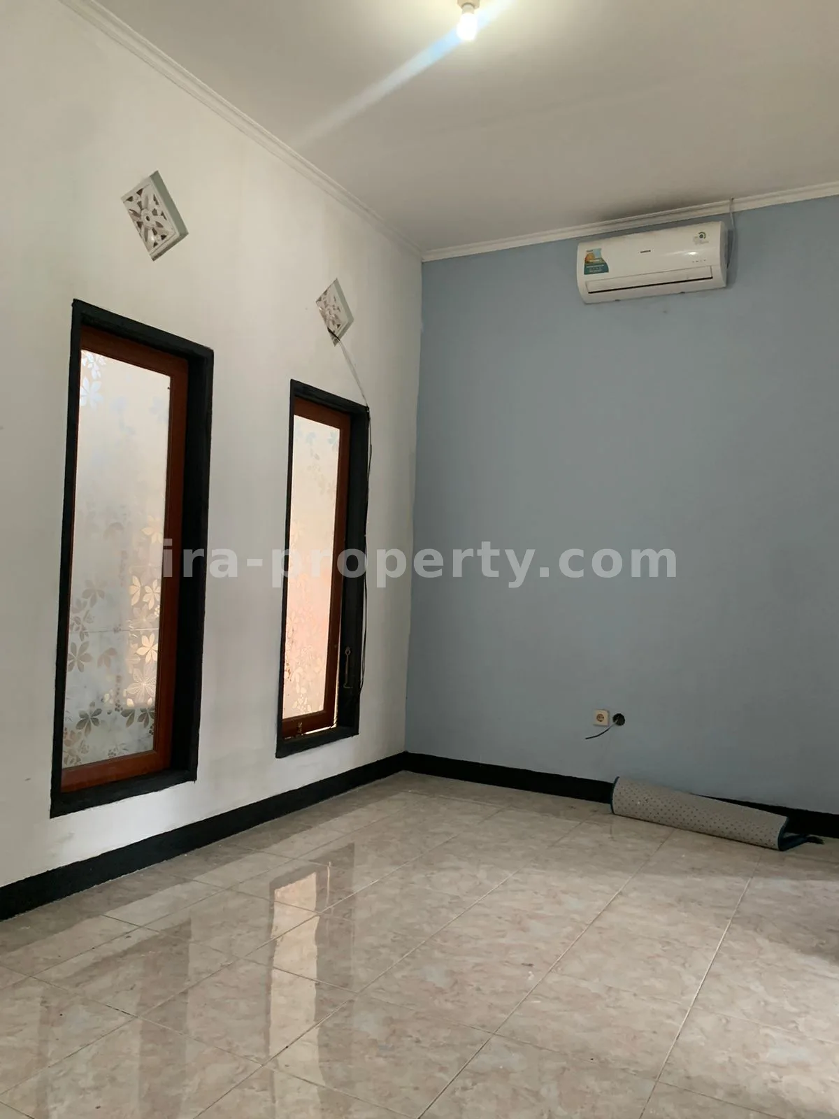 Spacious Family Home in Adisucipto Complex