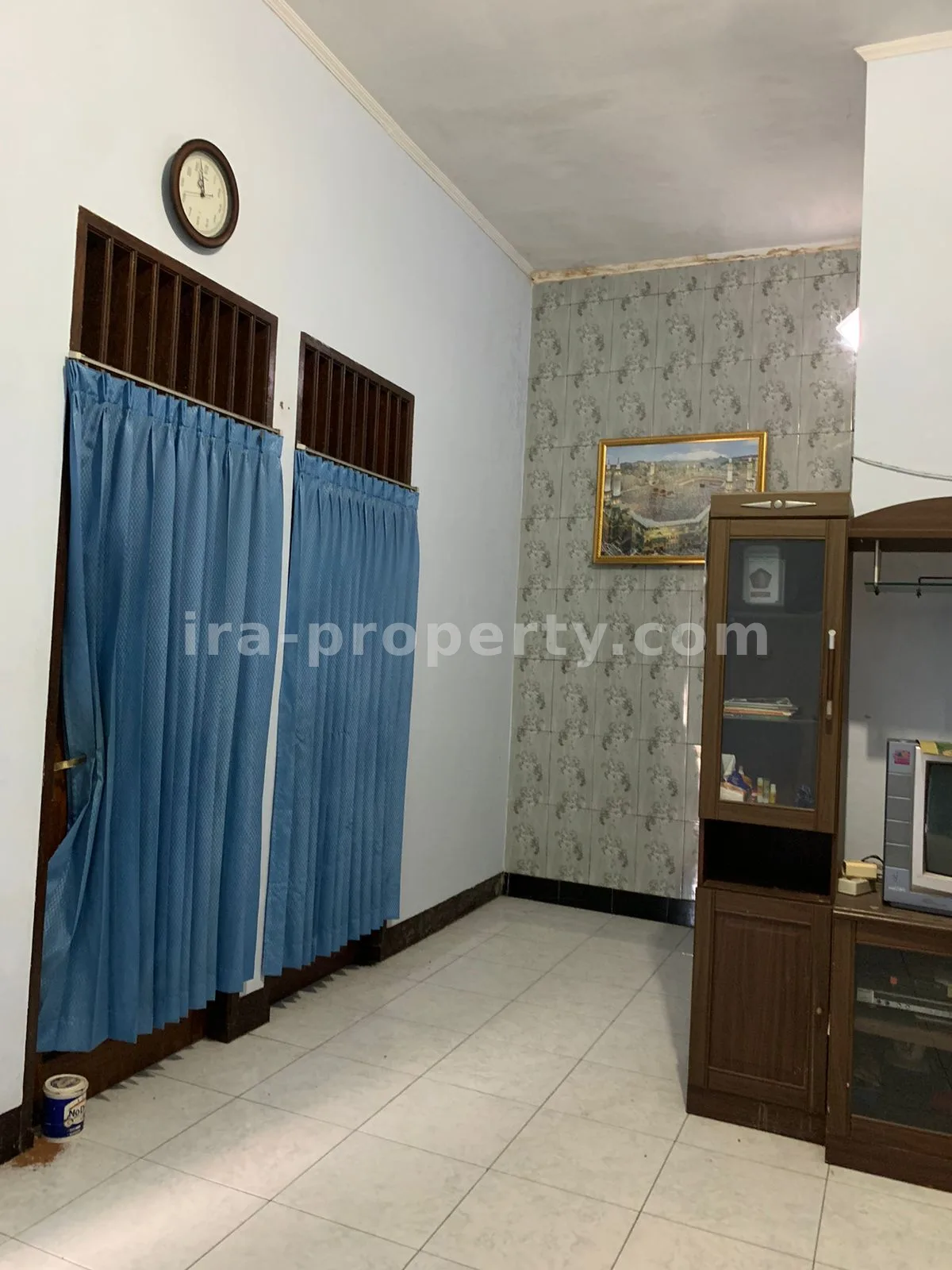Spacious Family Home in Perumnas Complex