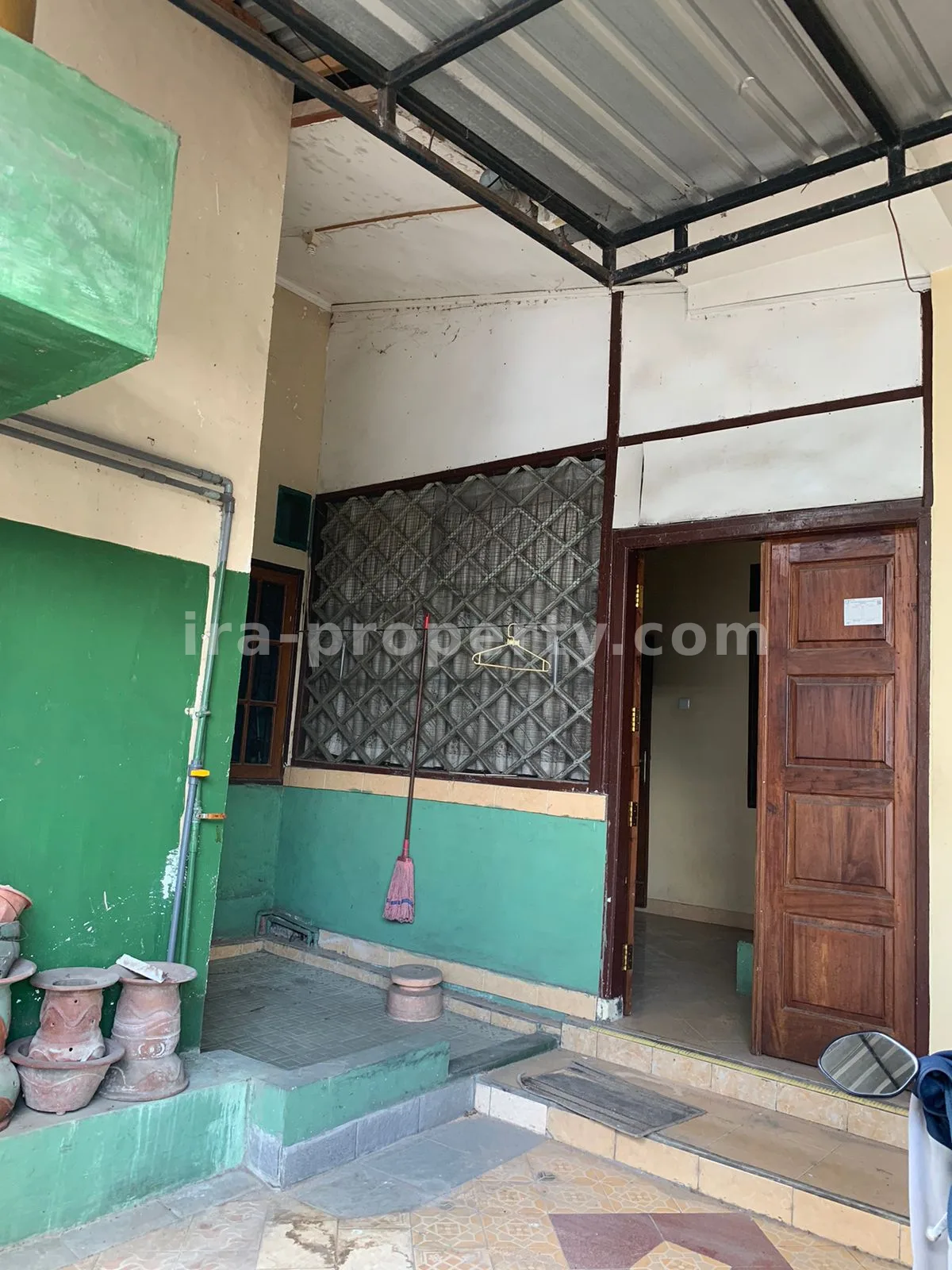 Spacious Family Home in Perumnas Complex