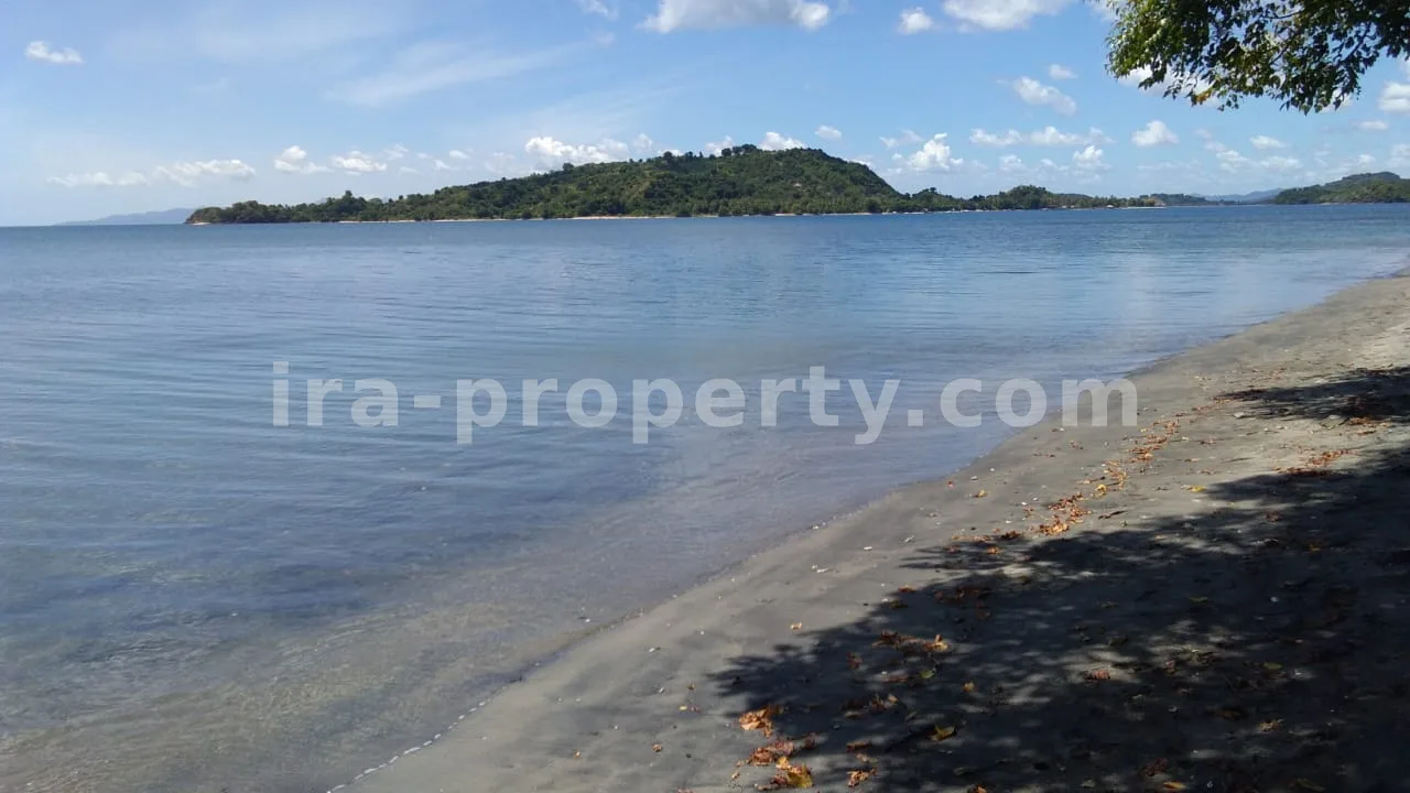 Sekotong Beachfront Land – 15,000 m²