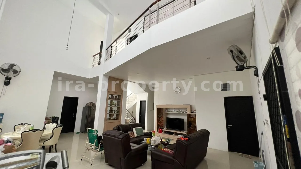 Luxury House for Sale in Graha Permata Kota Selagalas