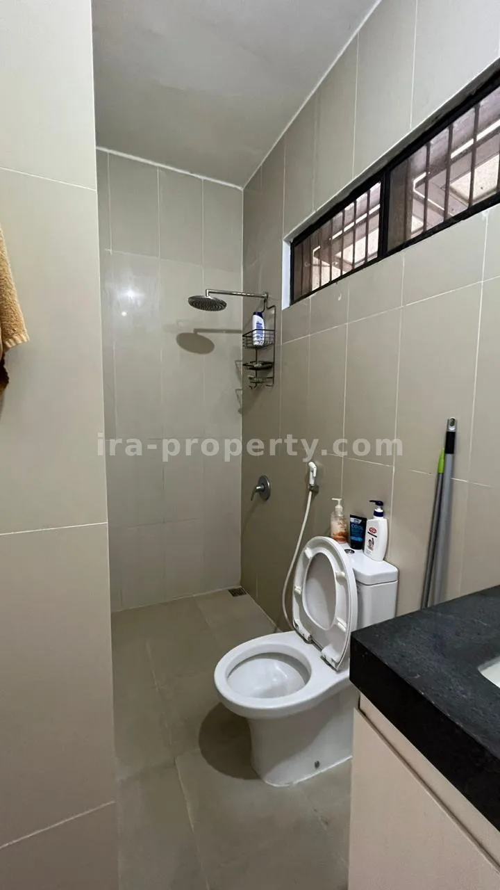 Luxury House for Sale in Graha Permata Kota Selagalas