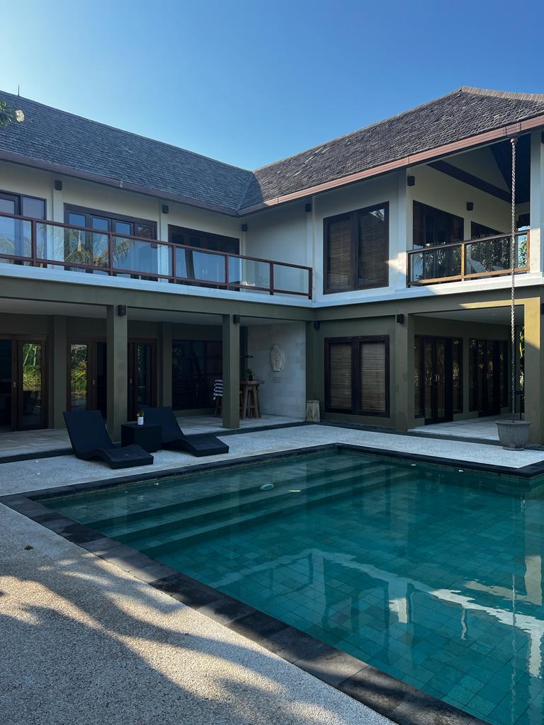 Stunning Sea View Villa at The Hill Batu Layar Near Senggigi