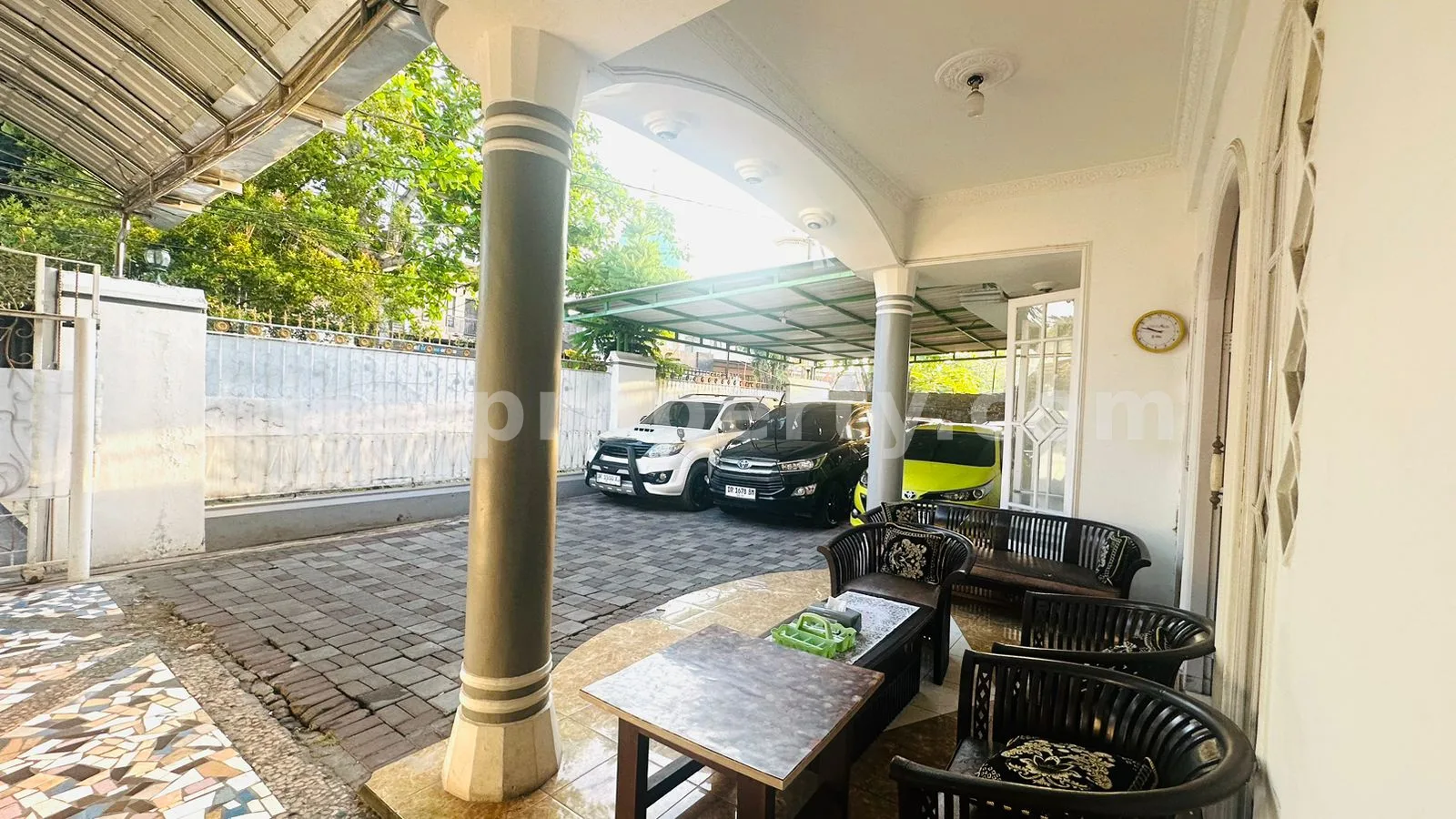 Luxurious House for Sale on the Main Road, Mataram