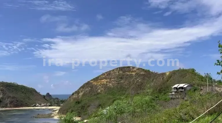 Land for Sale with Full Ocean View in Gerupuk