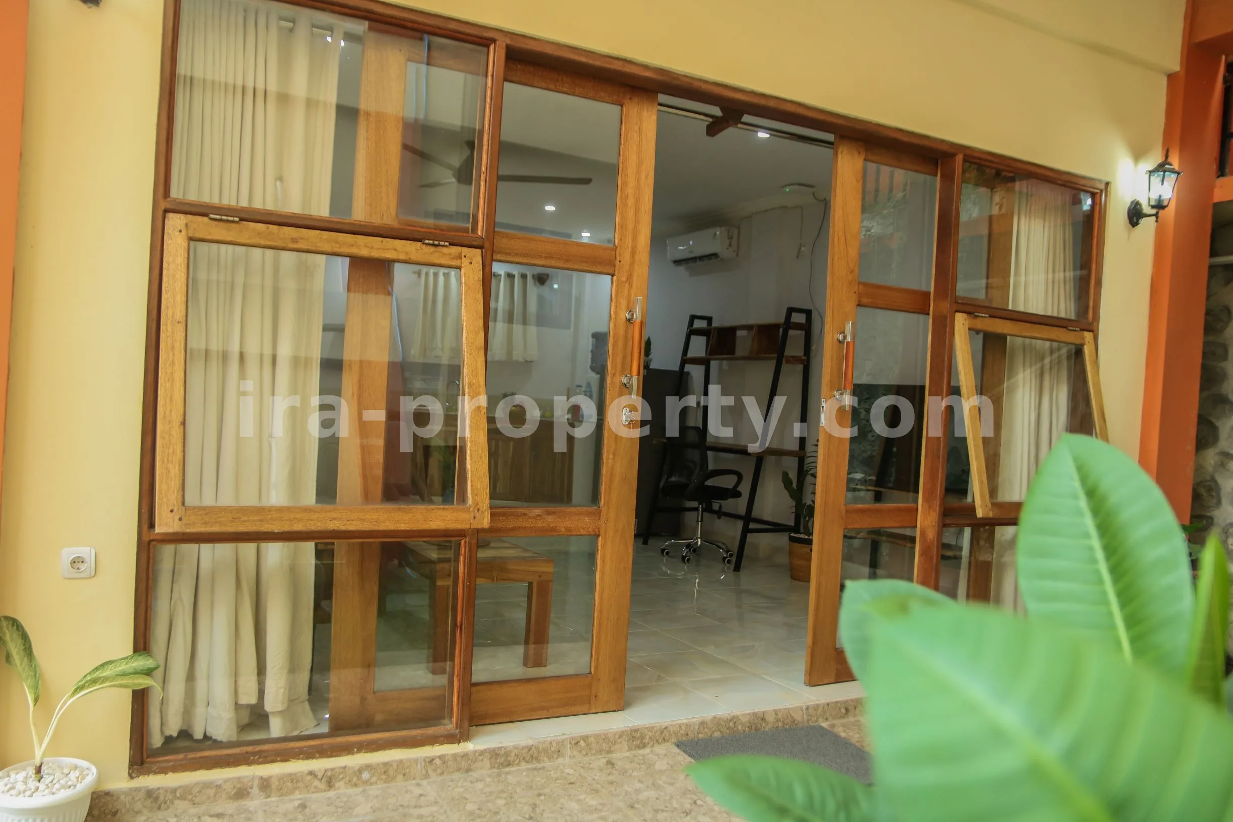 Luxurious Villa in Central Kuta Mandalika