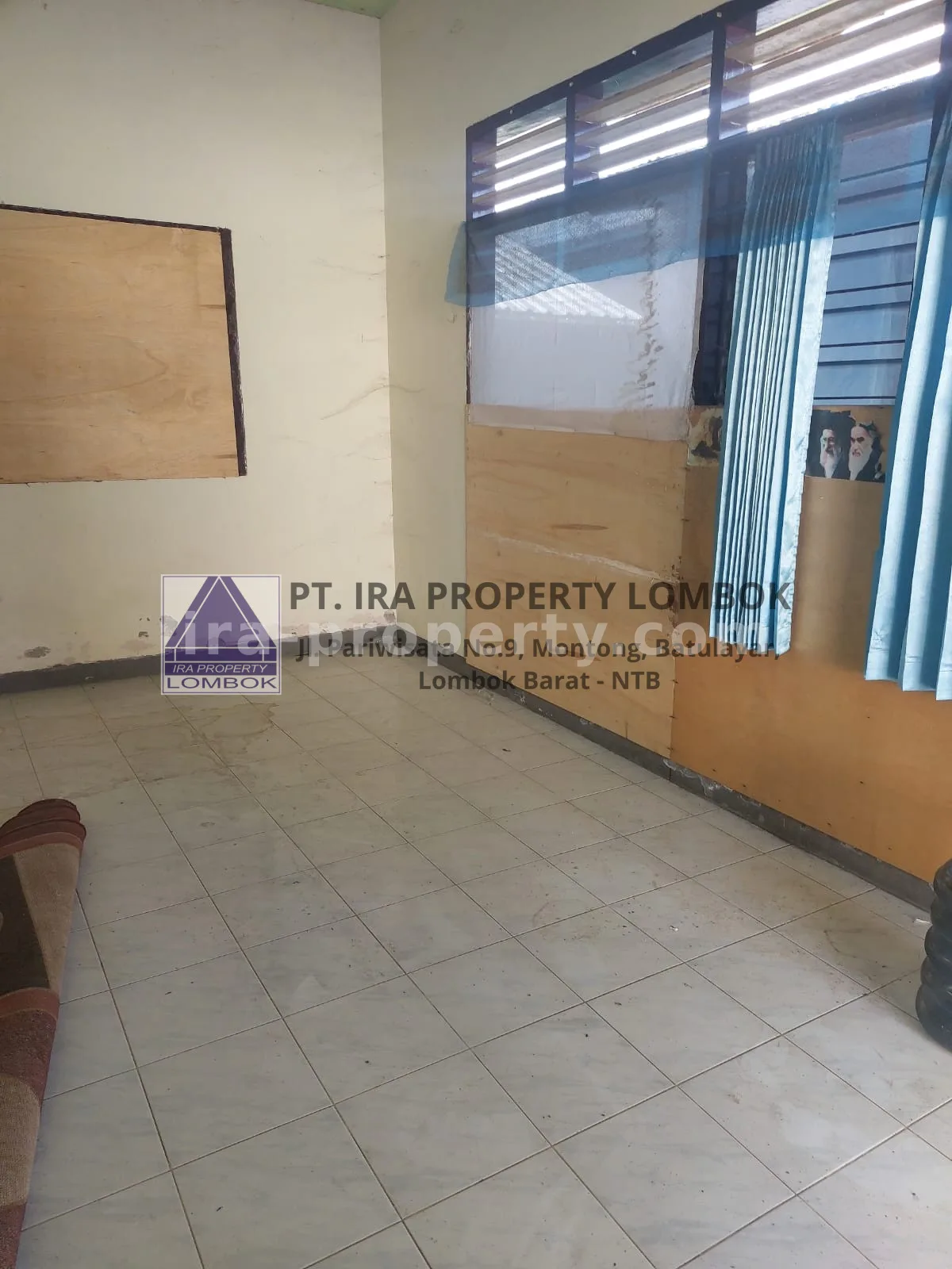 Strategic House in Cakra – Near Taman Mayura