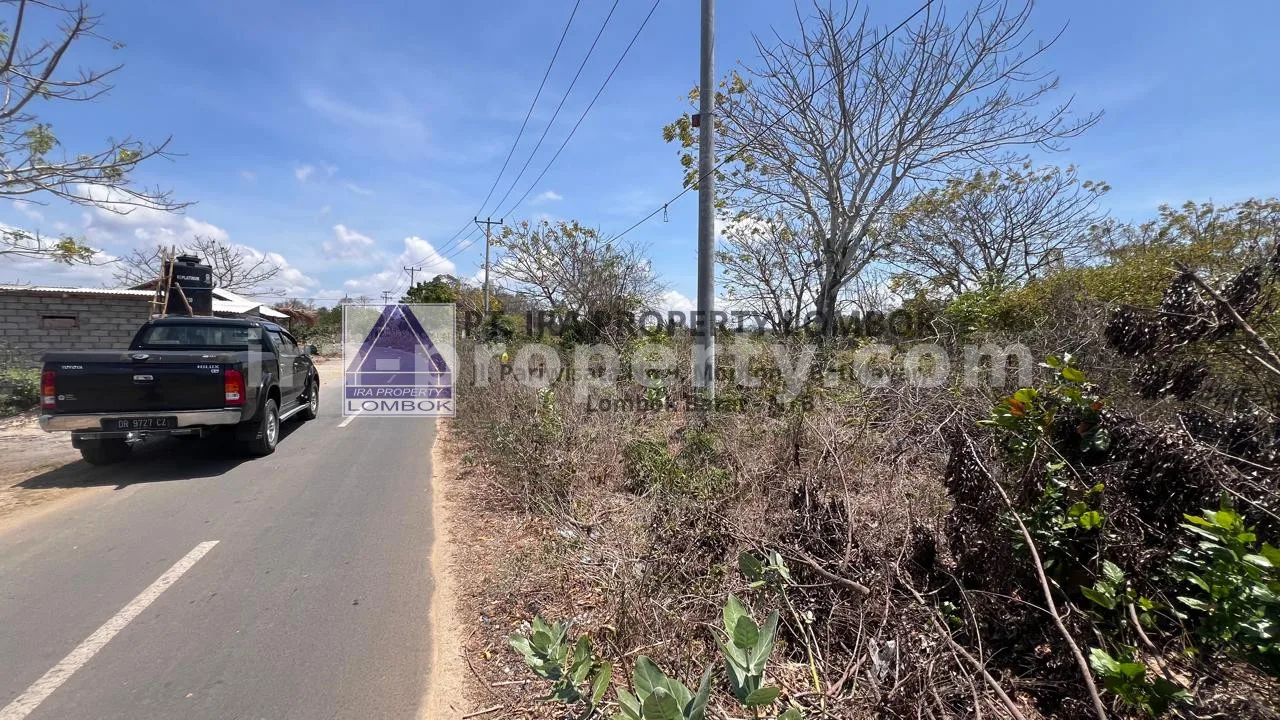 Beachfront Land in Bumbang, near Kuta Mandalika