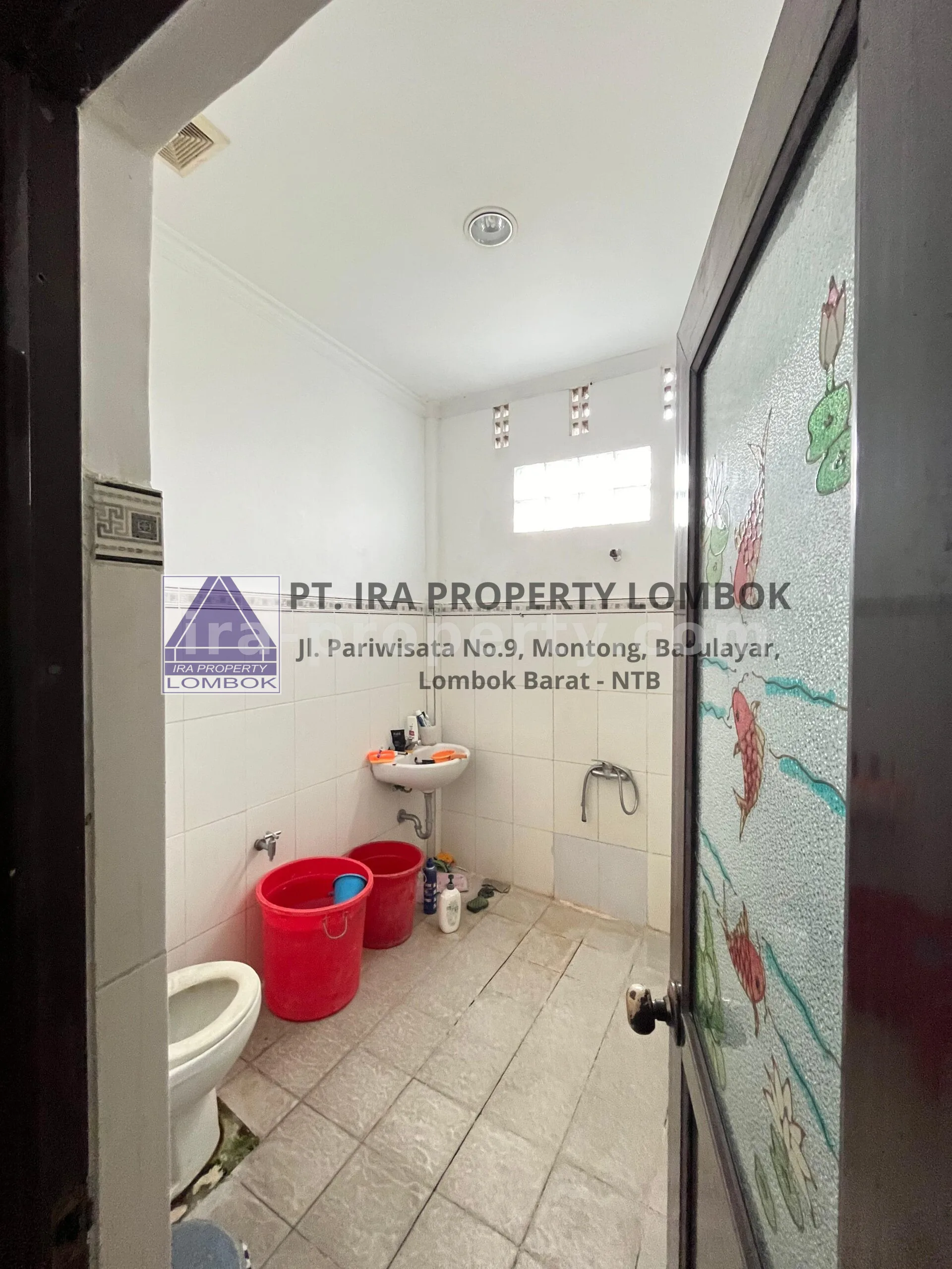 New Modern House for Sale in Secure Complex – Central Mataram