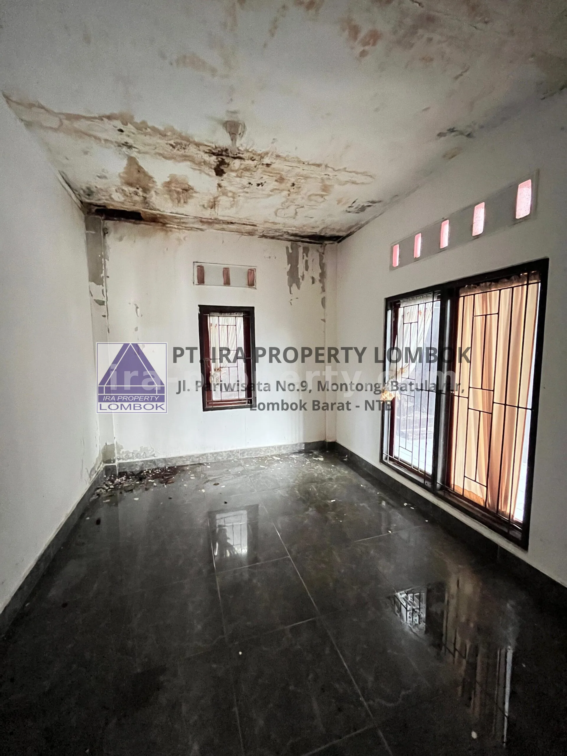 Spacious House with Shop Front in Karang Baru, Mataram