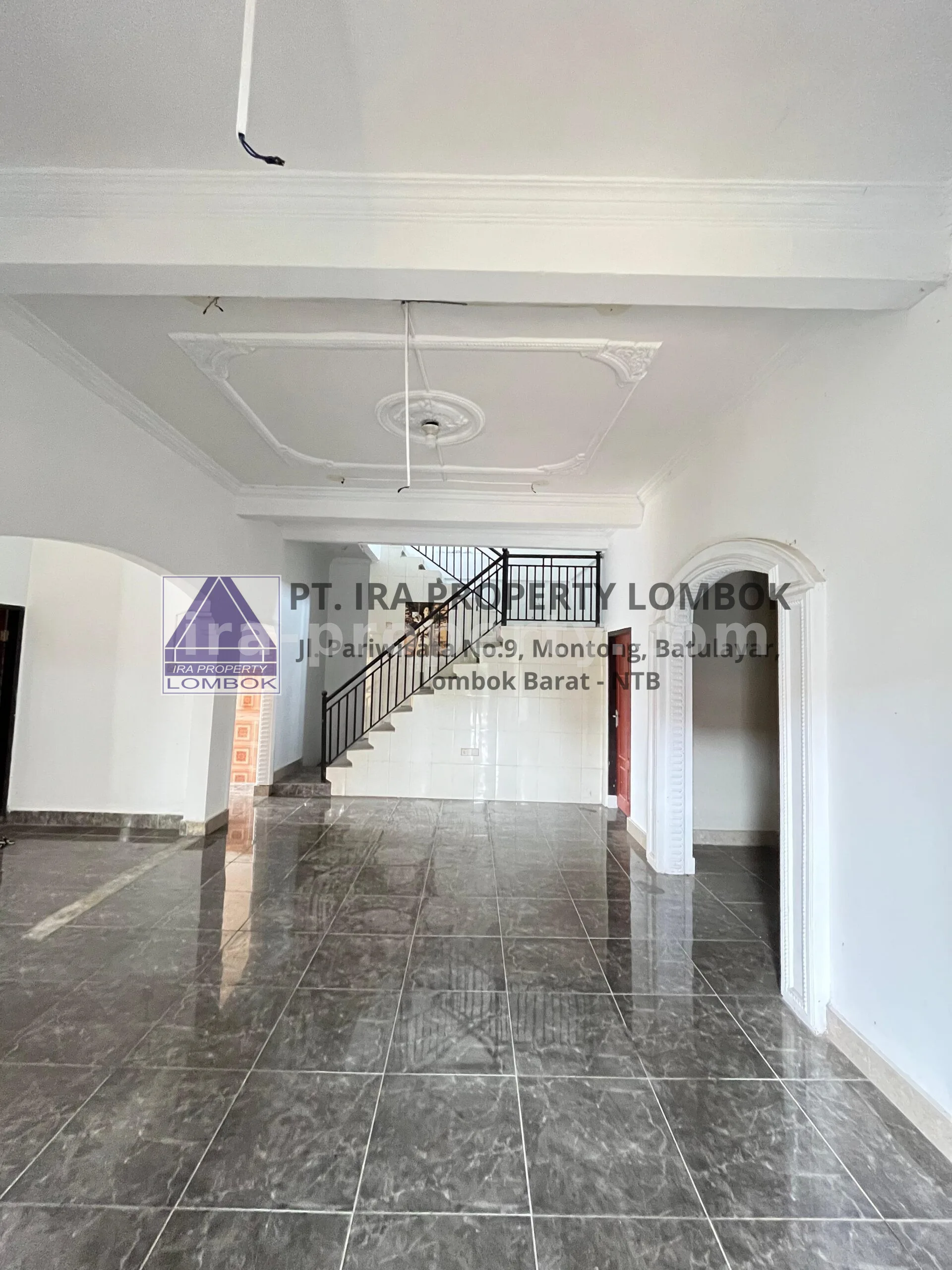 Spacious House with Shop Front in Karang Baru, Mataram