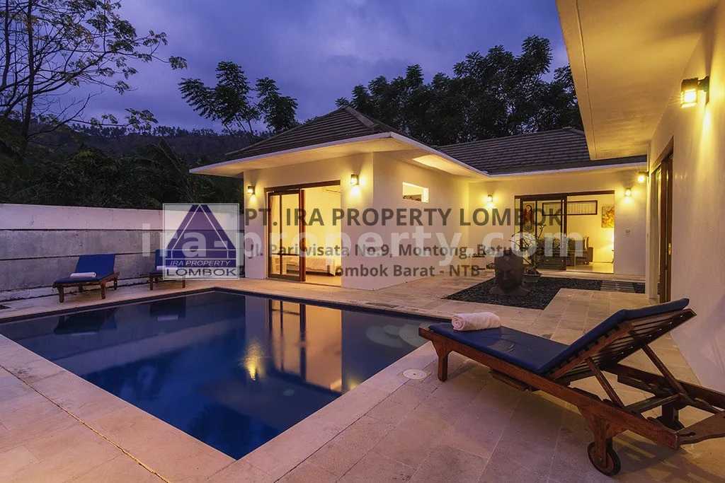 Exclusive Villa Near Setangi Beach Senggigi with Private Pool