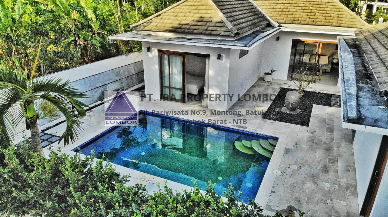Exclusive Villa Near Setangi Beach Senggigi with Private Pool