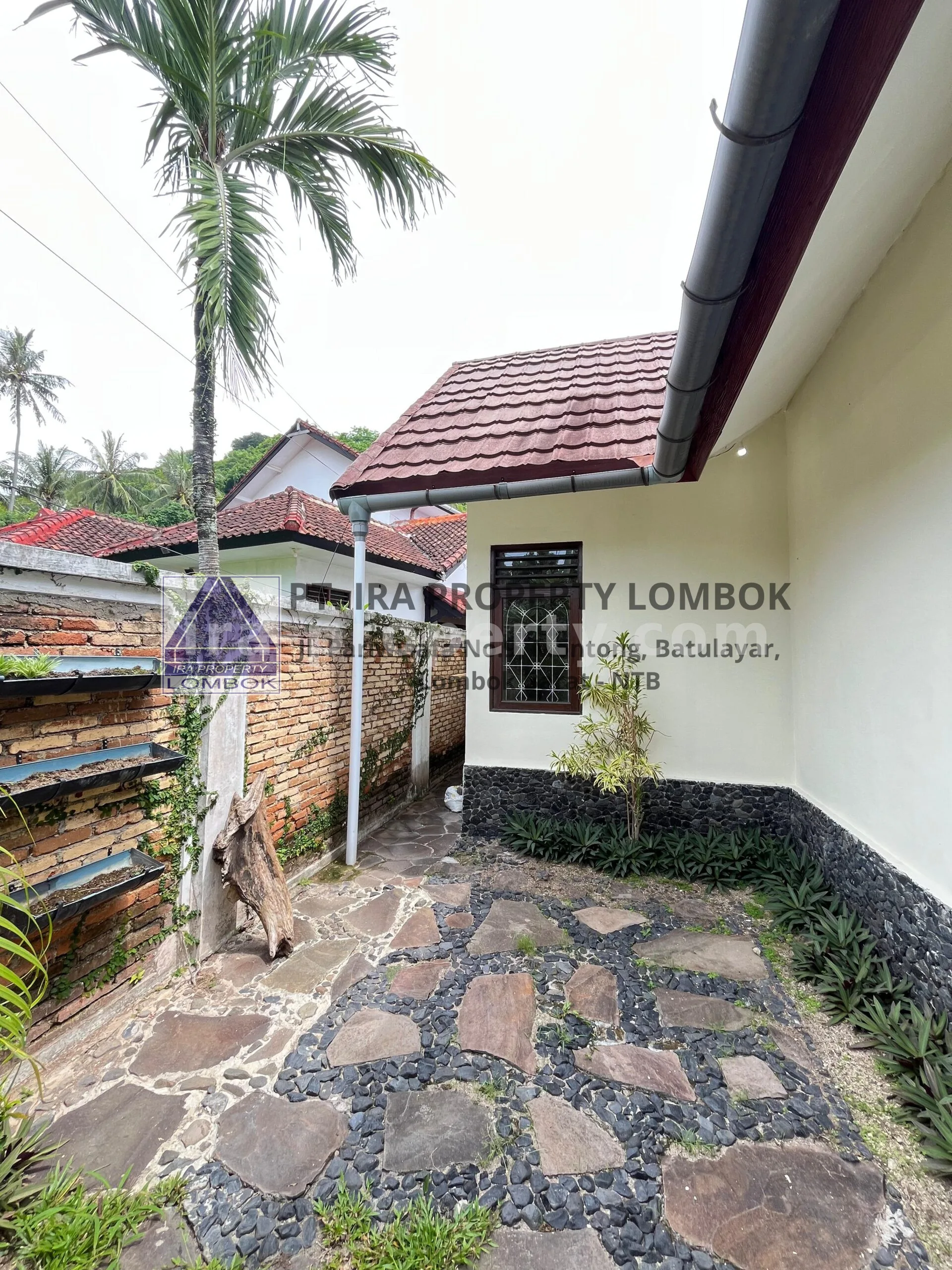 House for Sale in Green Valley Complex, Senggigi