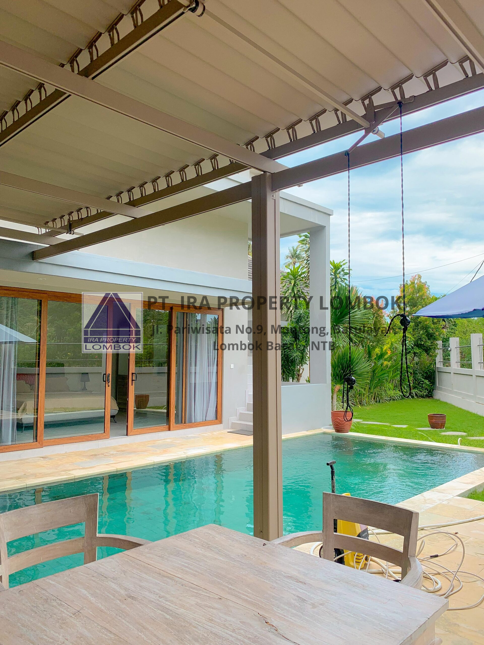 Modern New Villa – 100 Meters from Stangi Beach