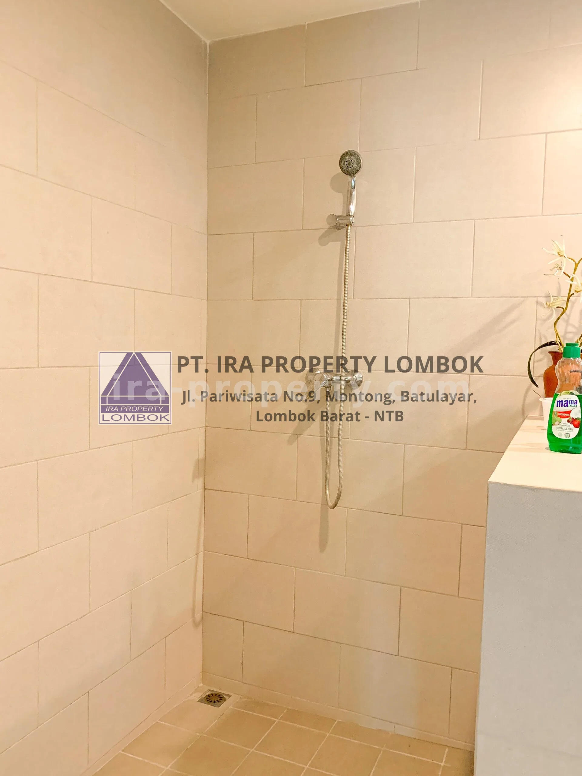 Modern New Villa – 100 Meters from Stangi Beach