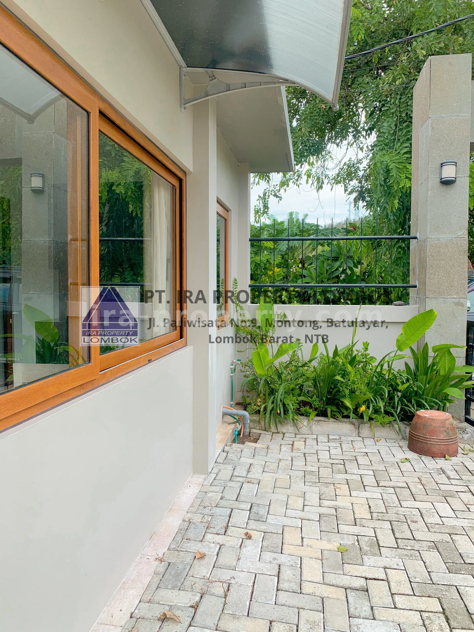 Modern New Villa – 100 Meters from Stangi Beach