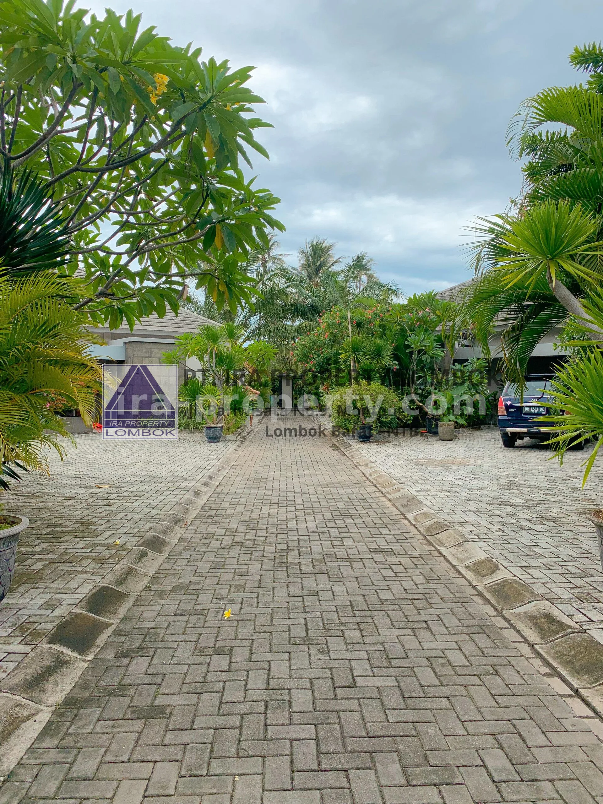 Modern New Villa – 100 Meters from Stangi Beach