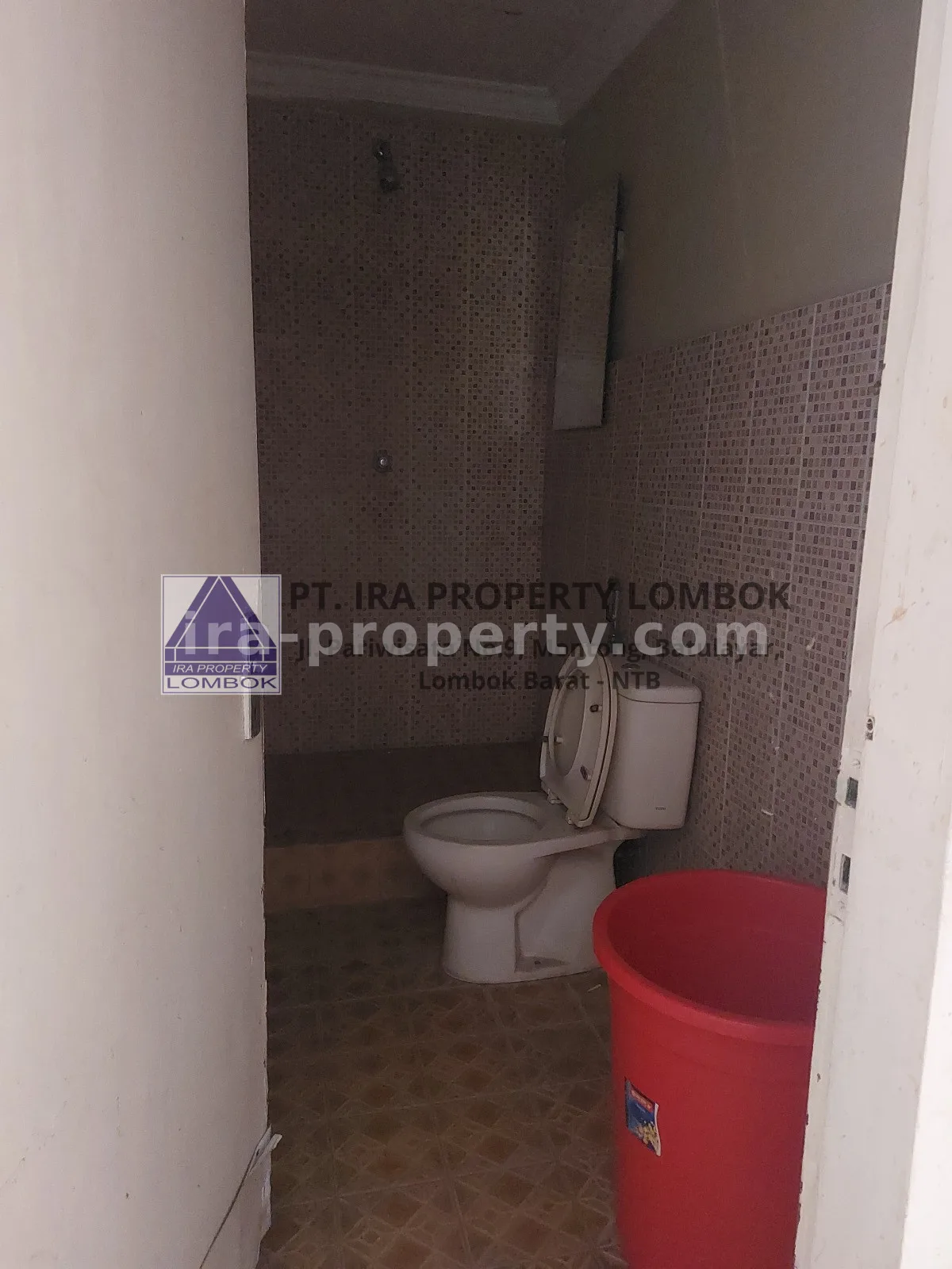 Strategic Home in Taman Baru Complex Near Mall Epicentrum, Mataram