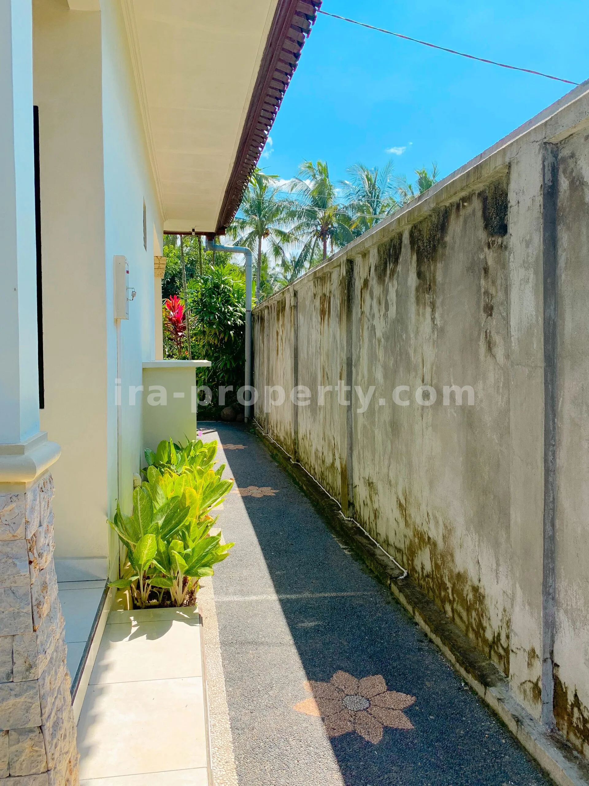 Luxury Villa for Sale in Batu Layar, Senggigi, West Lombok