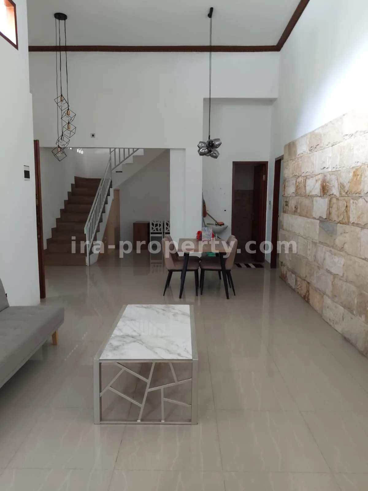 Luxurious House for Sale in Udayana Complex, Mataram City