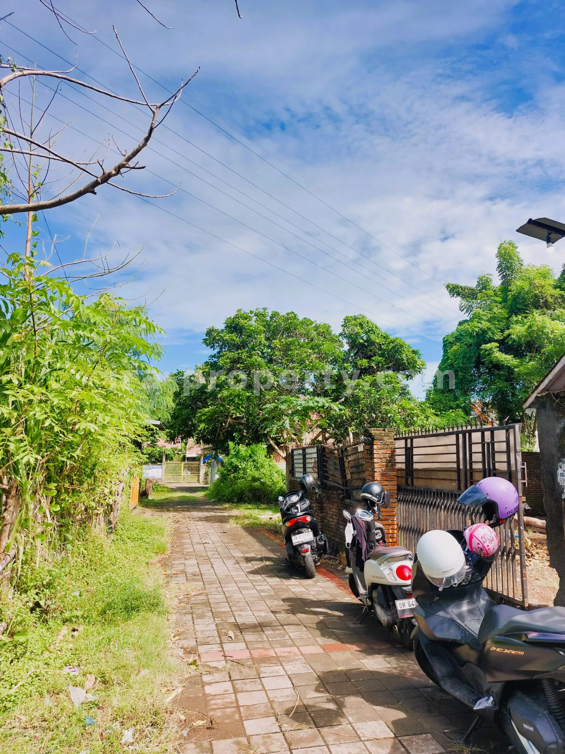 House for Sale in Ireng Jatisela, West Lombok
